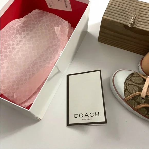 Coach Barrett Sneakers in Khaki/Natural Size 7.5 - Picture 8 of 9